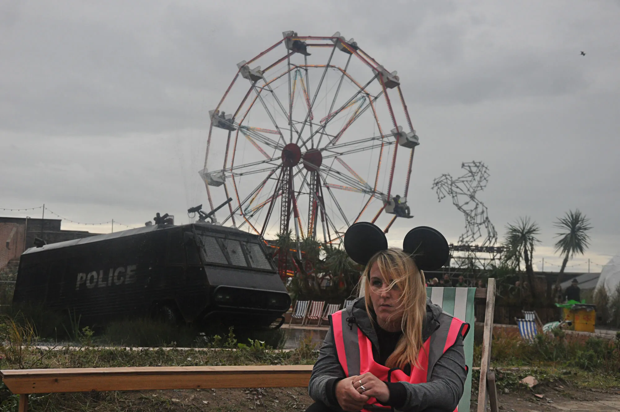 dismaland930